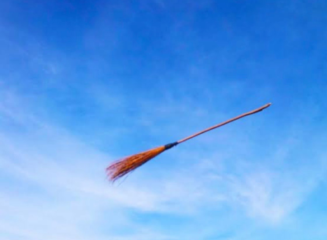Hapitanan broomstick photo spot in Siquijor